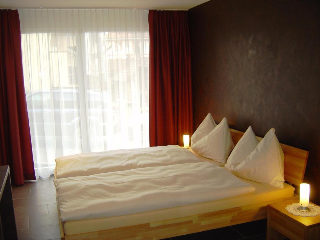 Hotel Restaurant Jura Kerzers Room photo
