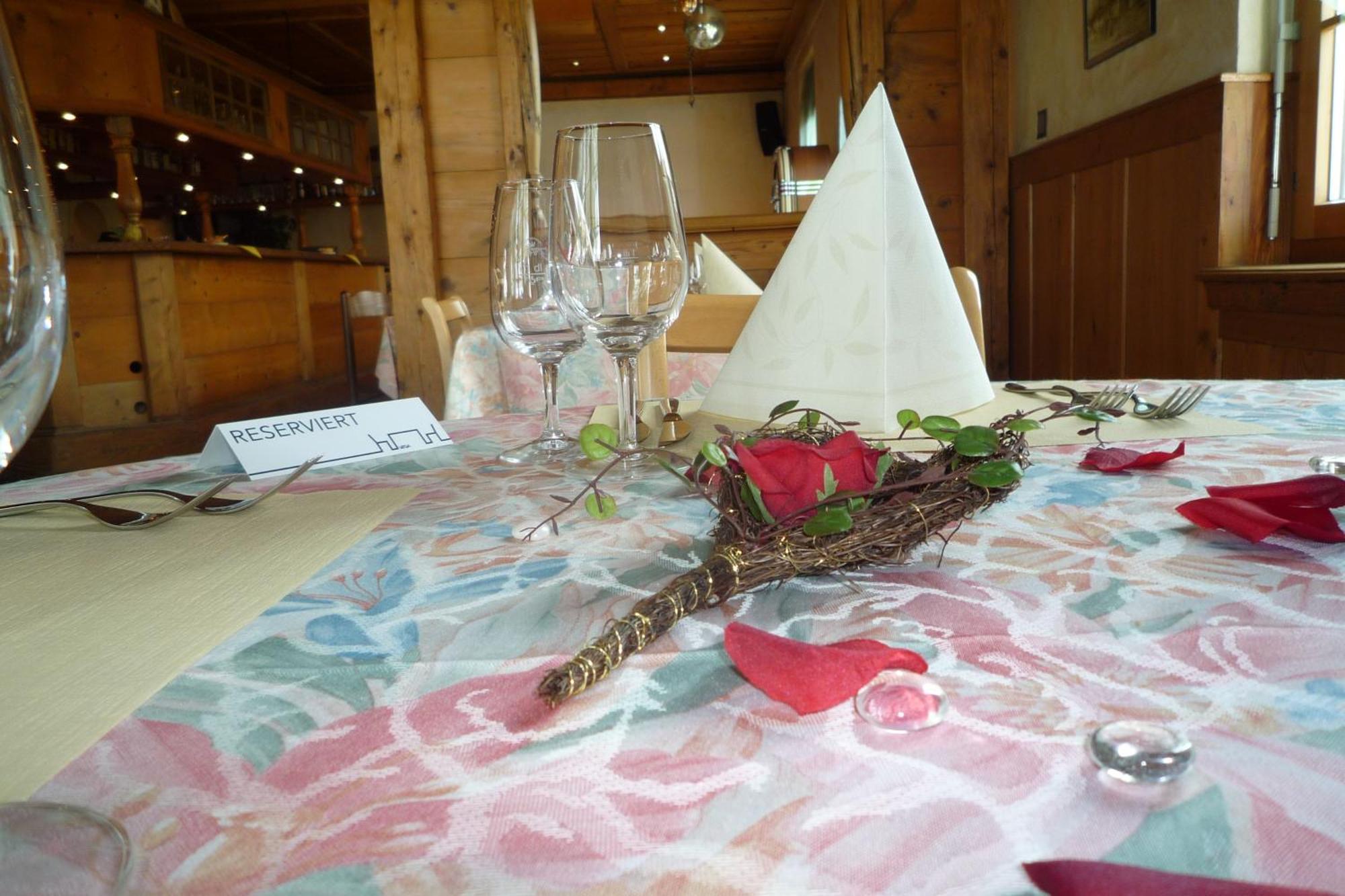 Hotel Restaurant Jura Kerzers Exterior photo
